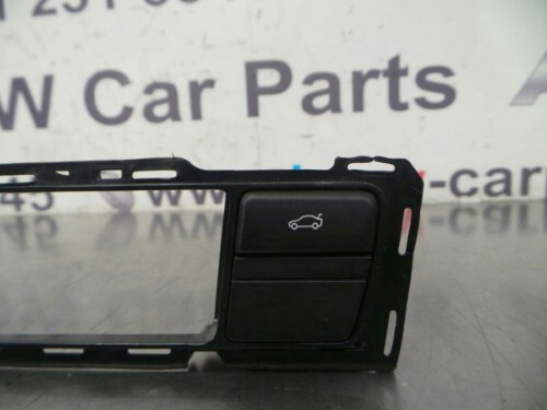 BMW E61 5 SERIES Centre Switch Assembly